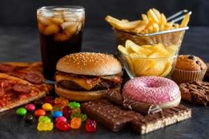 Variedad de alimentos que pueden interferir con el buen dormir